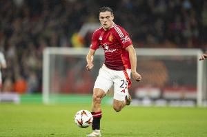 曼晚：乌加特可被视作一笔新援，今夏有了季前磨合期理应表现更好