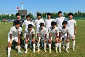 上海海港U17队5-1上海申花U17队，五轮全胜位居小组积分榜榜首