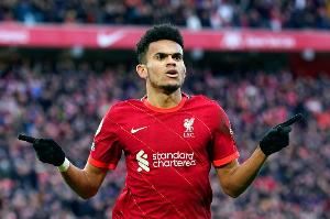 法尔克：拜仁6750万欧固定转会费签下迪亚斯，加奖金最高达7500万