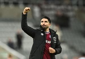 世体：比利亚雷亚尔有意索莱尔，巴黎希望出售球员但高薪是障碍