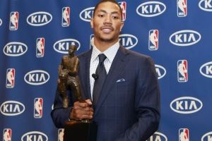 罗斯7年公牛生涯场均19.7分6.2助 斩获最佳新秀&历史最年轻MVP