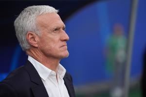 法国队14人核心阵容逐步成形，将围绕奥利塞和姆巴佩构建新体系