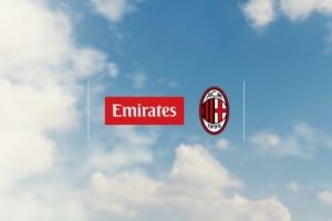 官方：米兰和阿联酋航空续约，据悉新约为期5年每年赞助3000万欧