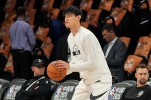 网媒：曾凡博发展联盟签约权转移至长岛篮网 第3个双向名额仍空缺