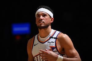 飞机大炮VS大刀长矛!太阳上半场三分球15中11 马刺16中5